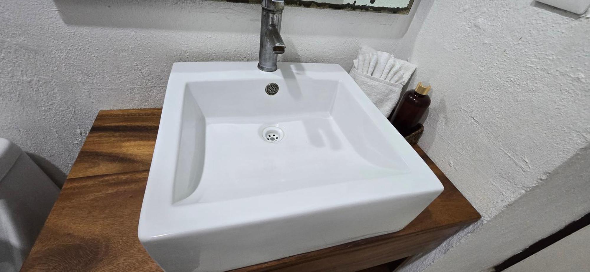 Magnifico Departamento, Cocina Equipada, 2 Recamaras 2 Banos , Hasta 6 Personas, 3 Albercas, Playa A 50 Mts Wifi, Aire Acondicionado Apartment Манзанило Екстериор снимка